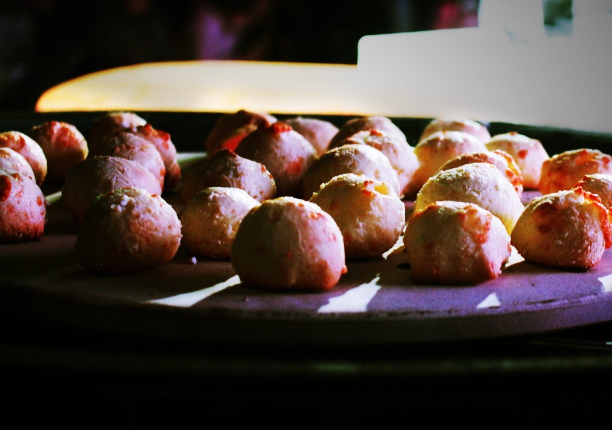 HORNEADO DE CHIPA EN EL KAMADO ARGENTINO