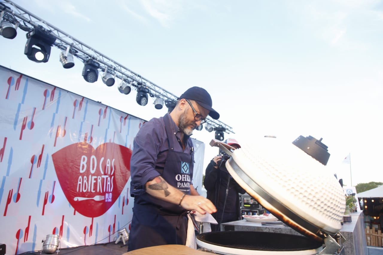 Primer Restaurante en Utilizar Kamado Argentino en Patagonia